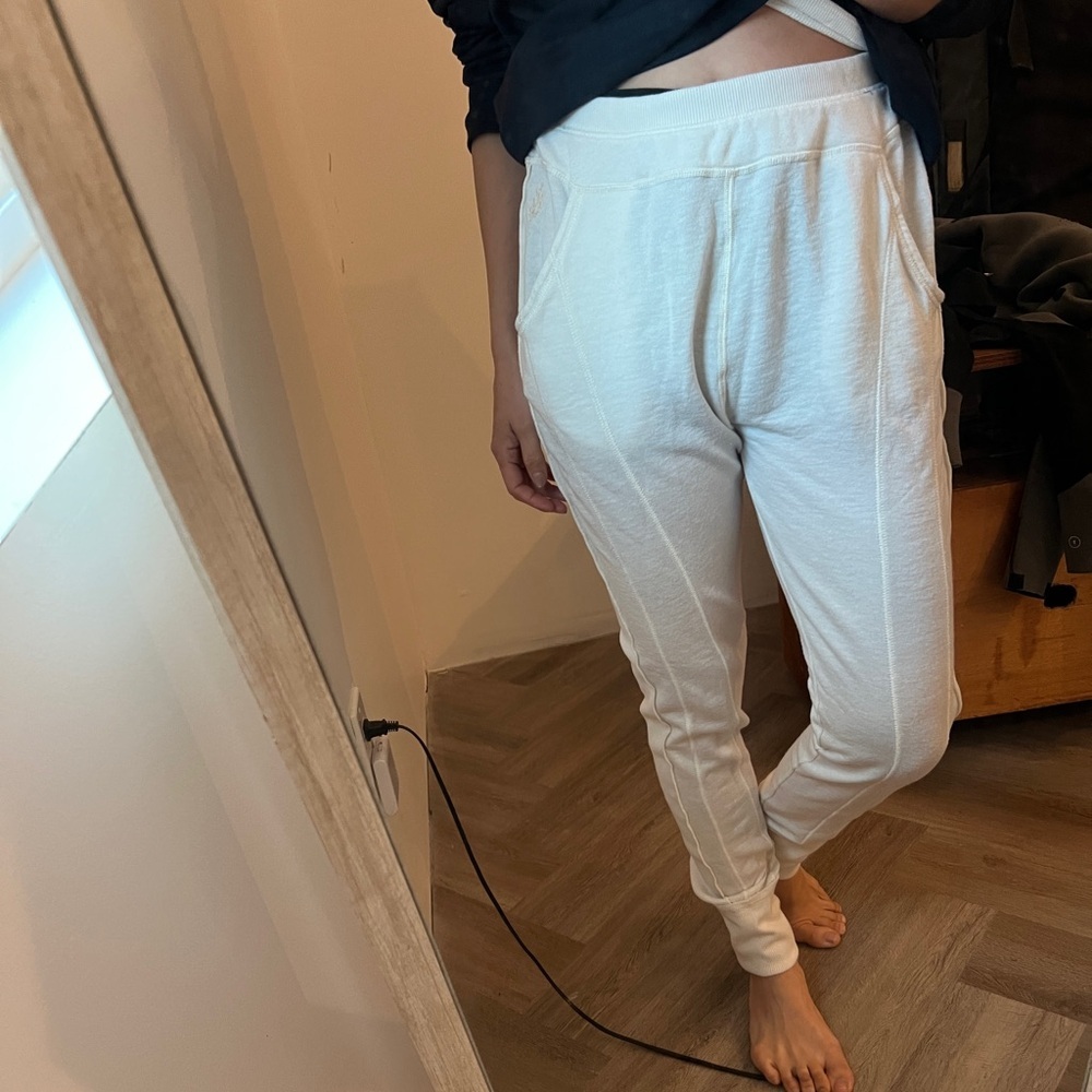 Free people movement XS jogger